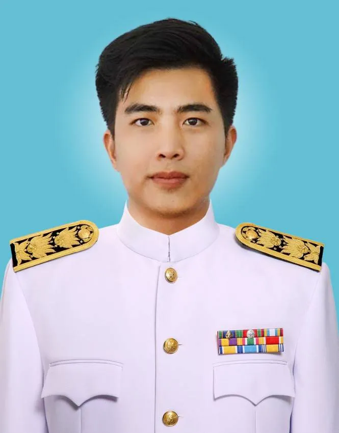 นายพุทธิพัชร์ ธนพัทธ์ปัญญา