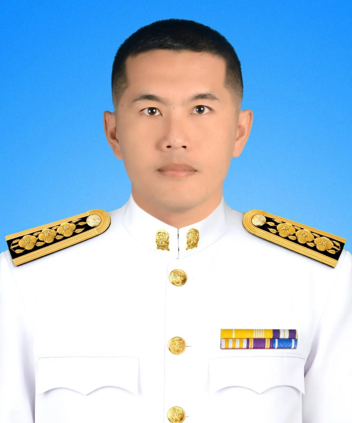 นายธนากร พรหมศิริแสน