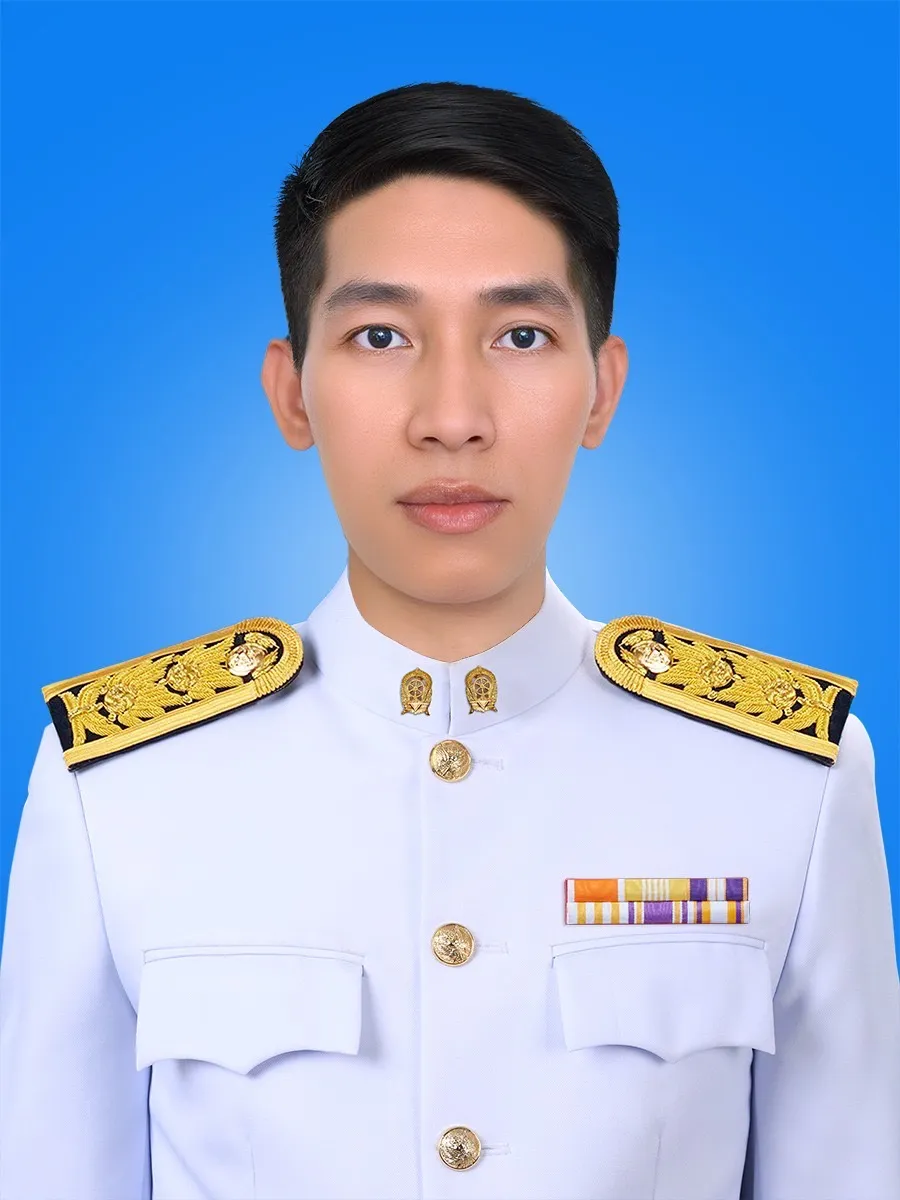 นายสุรวุฒิ  แสงแก้ว