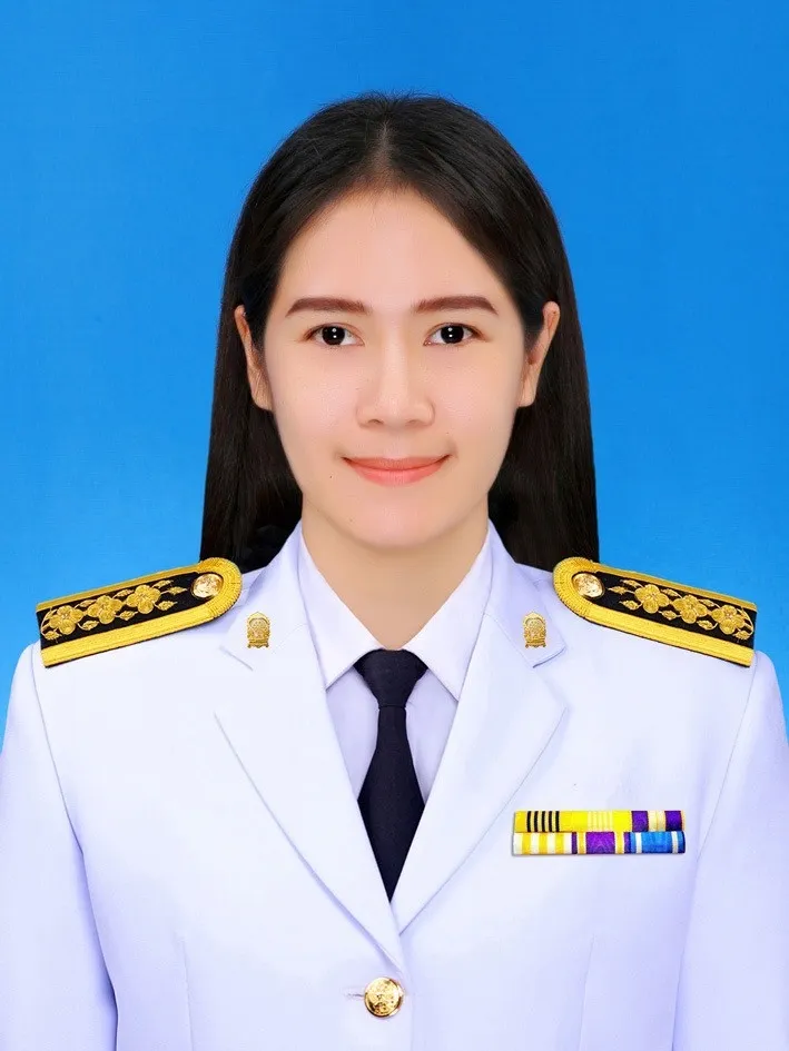 นางสาวภารตา จันทร์สว่าง