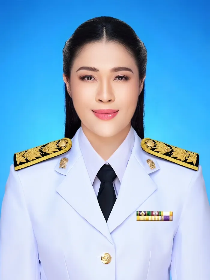 นายดลญาดา  ไชยชมภู